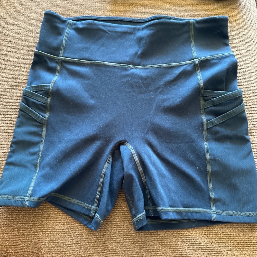 Fabletics womens small althetic shorts